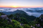 Misty mountains, a beautiful Korea landscape. Photo credit: ©Korea Tourism Organization Photo Korea Lee Hyeong-ja